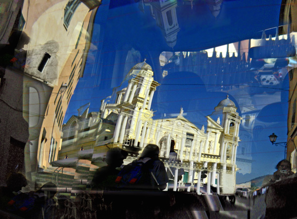 Structure du souvenir : image d'un port italien dans les brumes de la m&eacute;moire