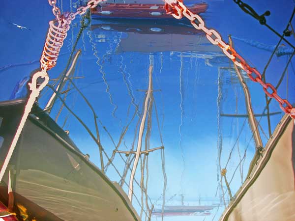 s&eacute;rie "Les dessous du port" : Dans les cha&icirc;nes 